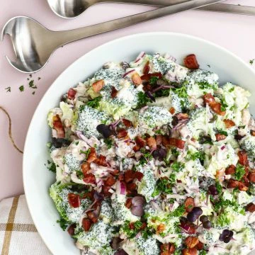 Broccolisalat - Opskrift på lækker broccolisalat med bacon
