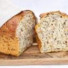 Gulerodsbrød - Opskrift på gulerodsbrød med hørfrø