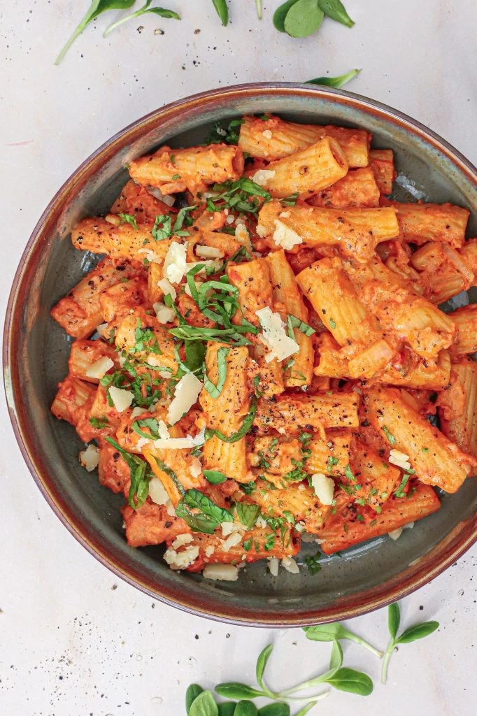 Pasta med cremet tomatsauce