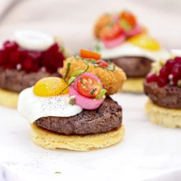 Mini pariserbøf - Opskrift på deluxe mini pariserbøffer