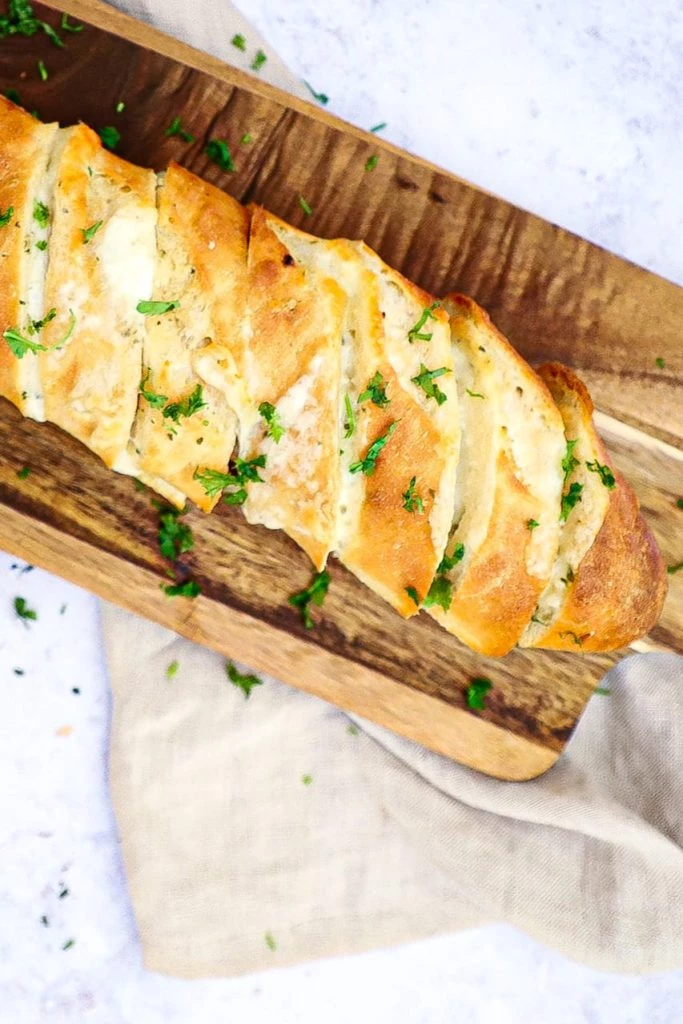 Hvidløgsflutes - Opskrift på hvidløgsflutes med mozzarella