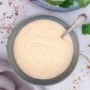 Chilidressing - Opskrift på mild og cremet chilidressing