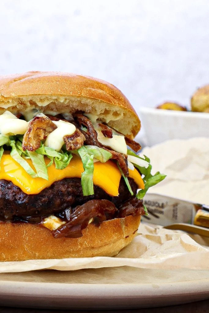 Hjemmelavet Homestyle Bearnaise - Opskrift på Bearnaise Burger