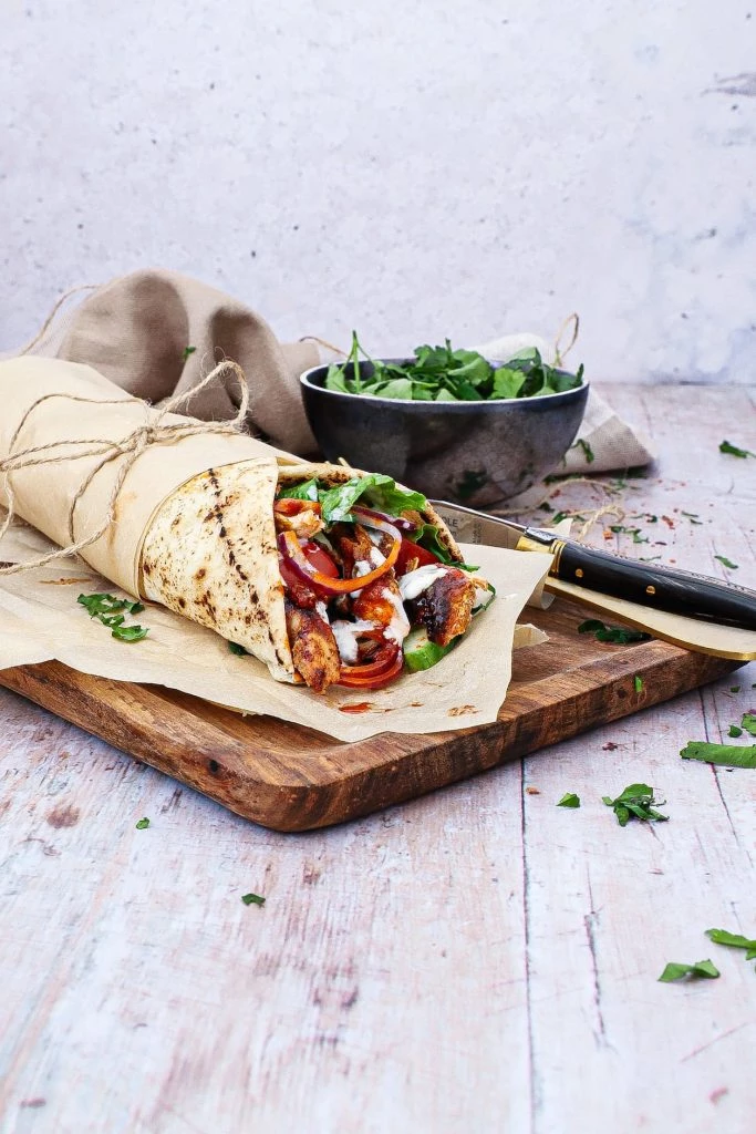 Hjemmelavet durum med kyllinge kebab - Hjemmelavet shawarma
