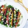 Bagte gulerødder - Opskrift på citronbagte gulerødder med feta