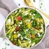 Pastasalat med pesto og tomater - Opskrift på nem pastasalat