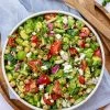 Kikærtesalat - Opskrift på sprød kikærtesalat med krydret marinade