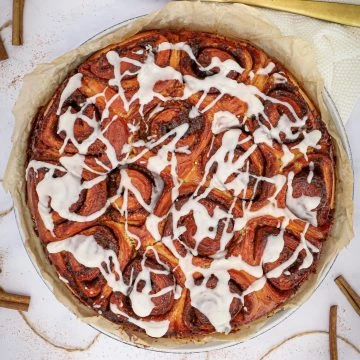 Kanelsneglekage - Opskrift på kanelsnegle med remonce