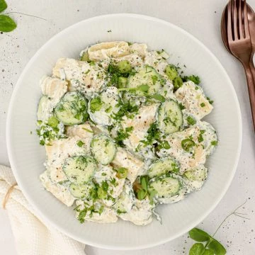 Tzatziki pastasalat - Opskrift på pastasalat med tzatziki