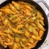One pot cheese burger pasta - Opskrift på hjemmelavet Hamburger Helper