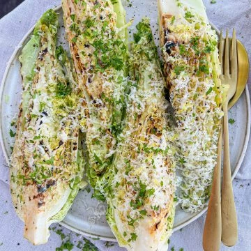 Stegt spidskål med citron og parmesan - Opskrift på grillet spidskål