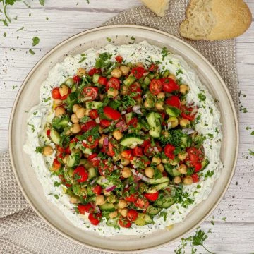 Haydari salat - Layered haydari - Opskrift på haydari med salat