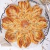 Stjernebrød med marcipan - Opskrift på julestjerne med marcipanremonce