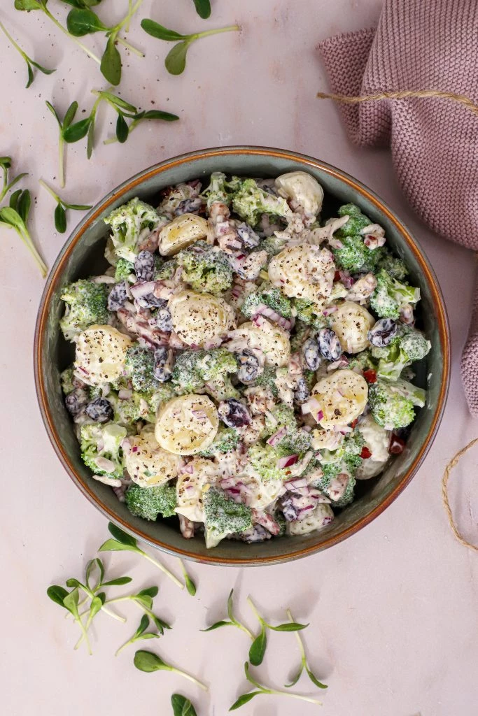 Broccoli kartoffelsalat - Broccolisalat med kartofler